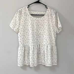 J.O.A Open Back Lightning Elastic Waist Blouse Top